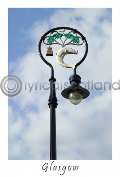 Glasgow Lamppost Postcard